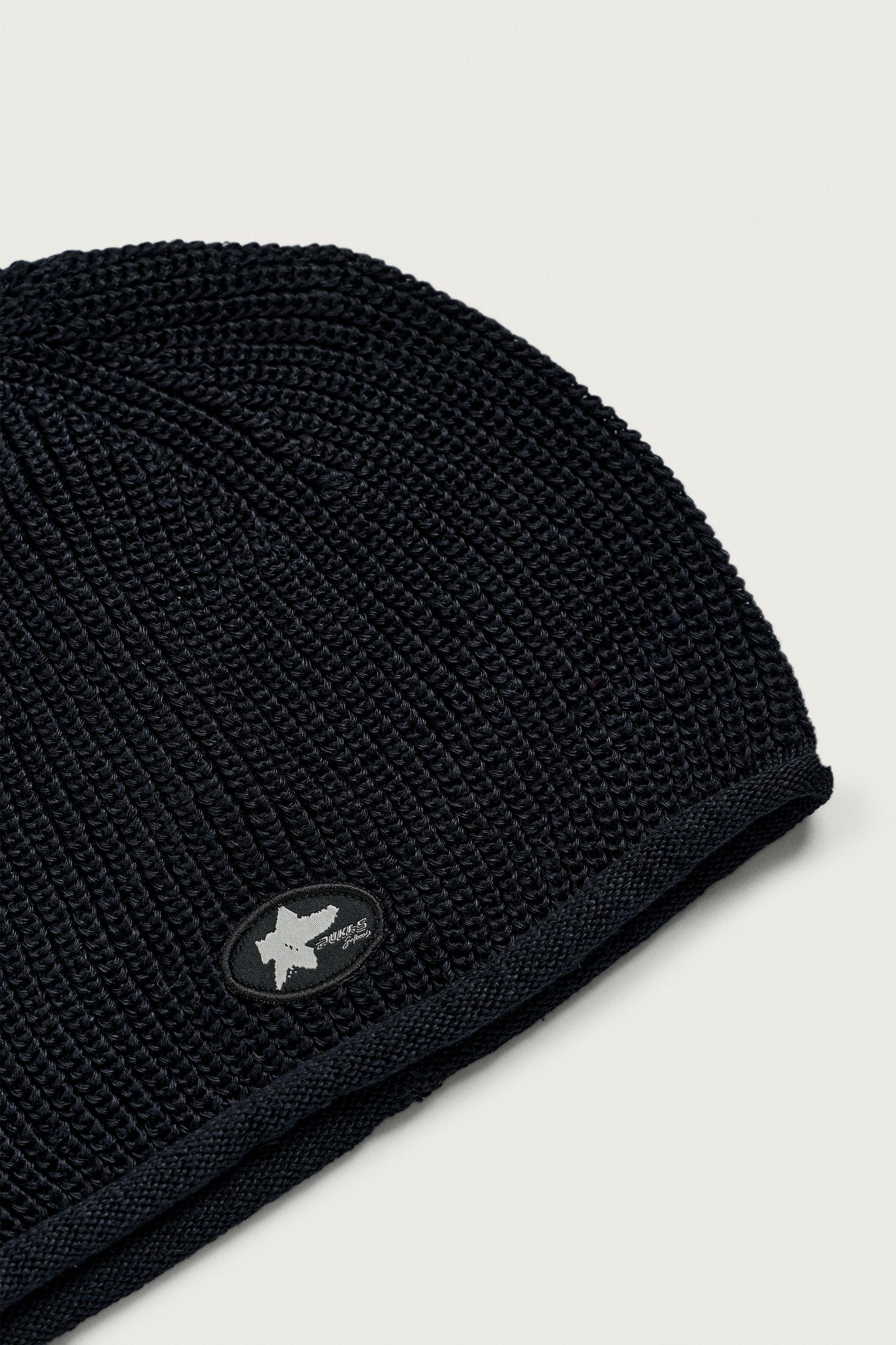BONNET EN MAILLE 100% LIN PUKAS SURF X ZARA